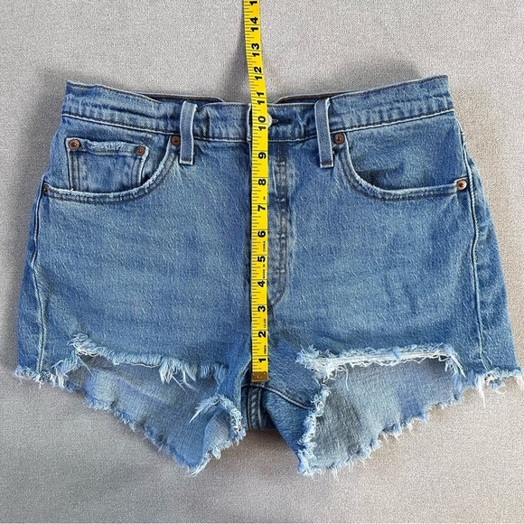 Levi’s 501 Denim Cutoff Shorts. Size 29. - Picture 4 of 9